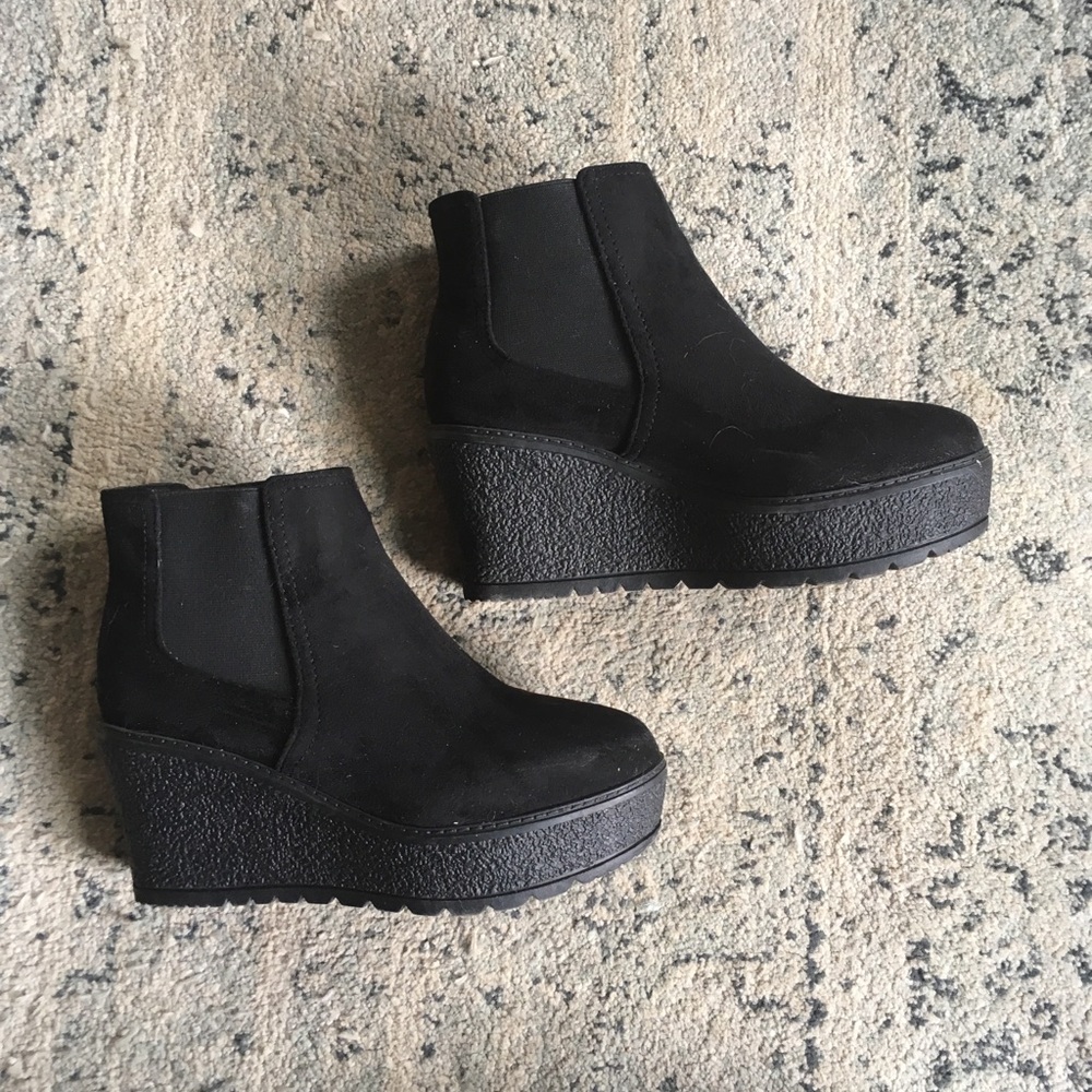 Black platform boots